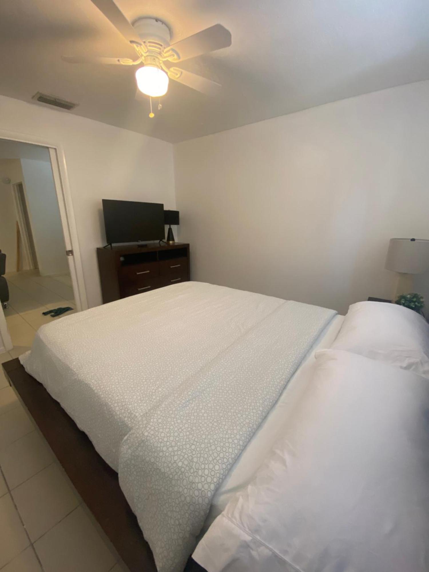 Cozy Downtown Apartments On Water Fort Lauderdale Esterno foto